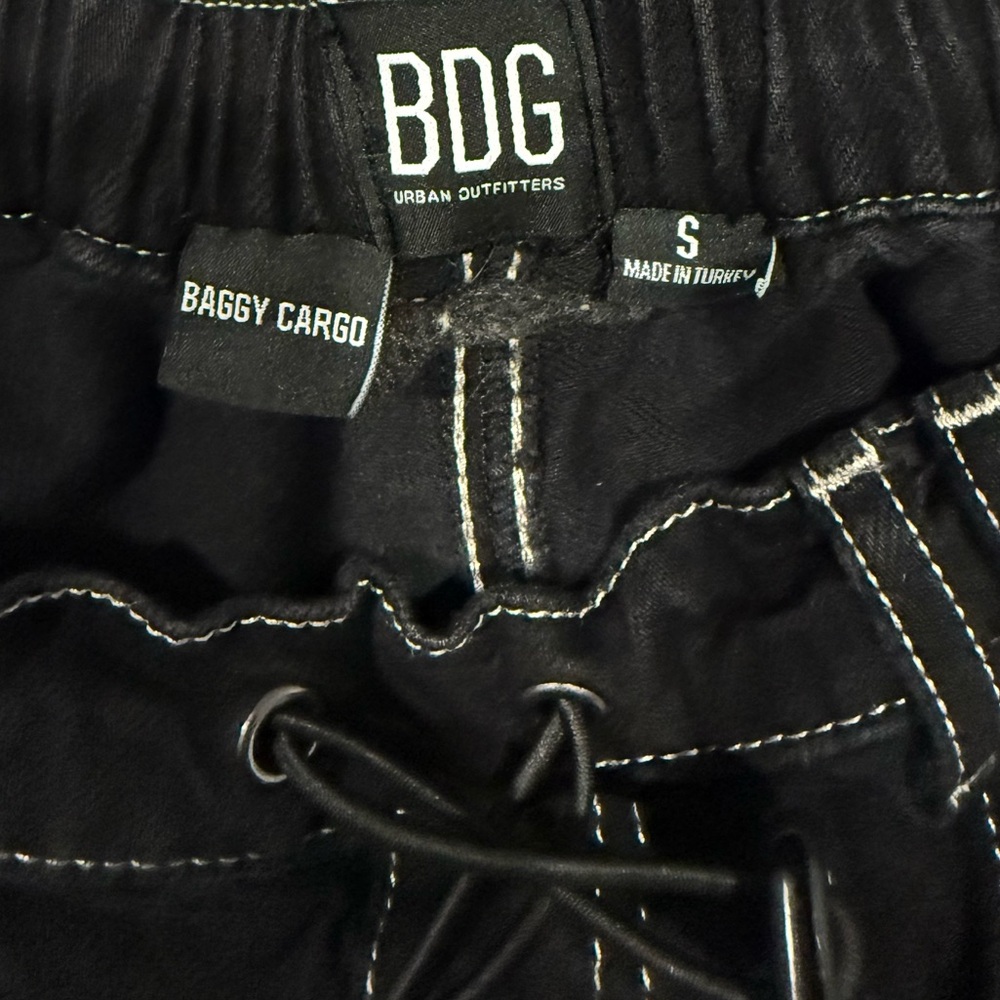 BDG Black Baggy Cargo Pants with White Stitching - Picture 2 of 3